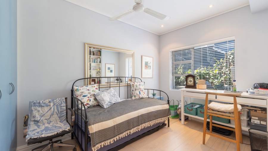 2 Bedroom Property for Sale in Green Point Western Cape